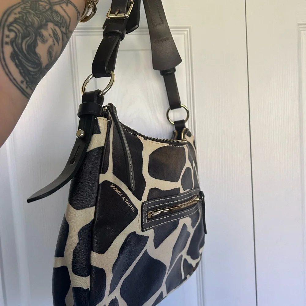 Dooney & Bourke Giraffe Pattern Shoulder Bag - Black and Brown - Picture 5 of 6